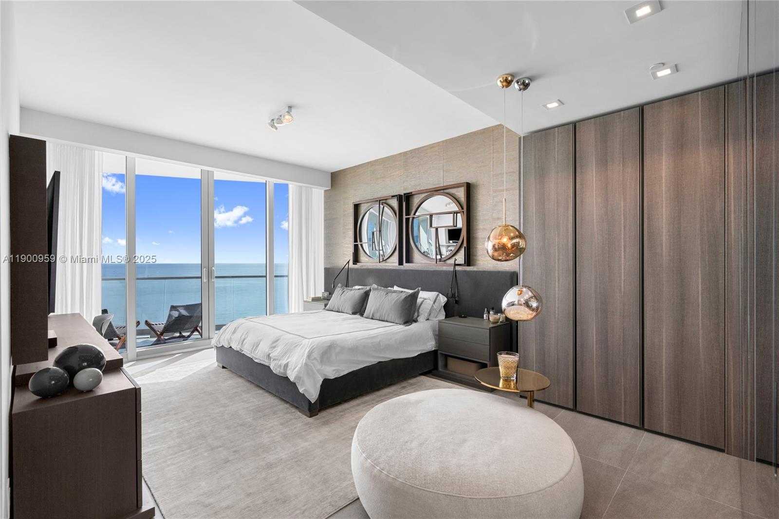 Small Image of 16901 COLLINS AVE #2402, Sunny Isles Beach Number 8