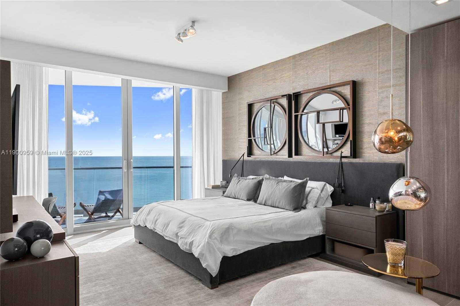 Small Image of 16901 COLLINS AVE #2402, Sunny Isles Beach Number 9