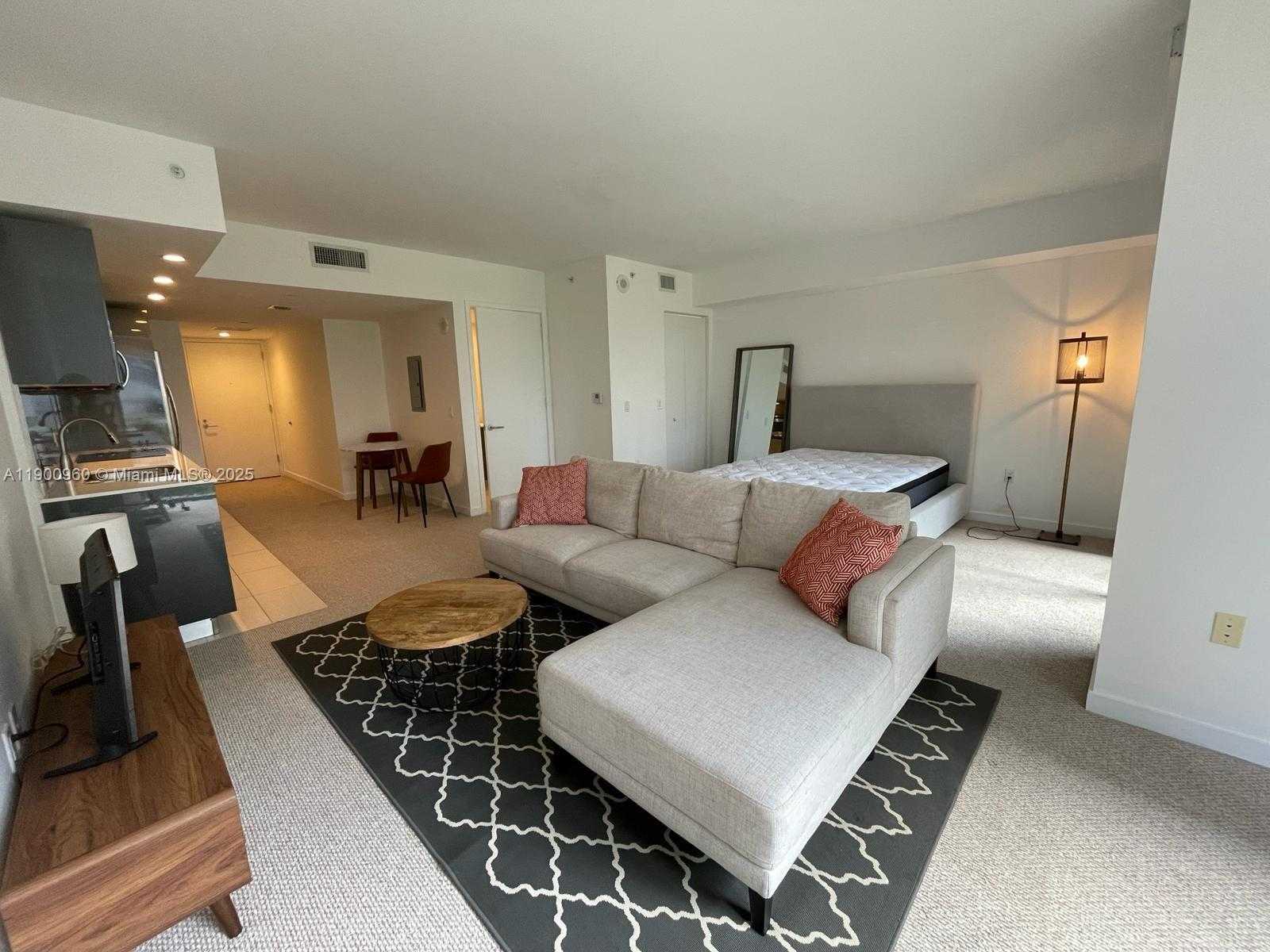 Small Image of 31 SOUTH EAST 6TH ST #505, Miami Number 6