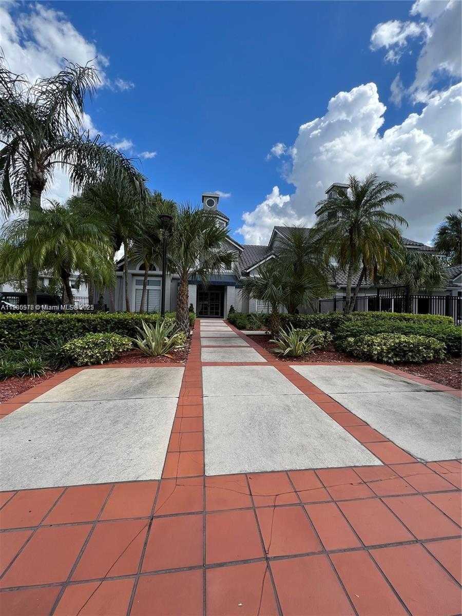 Small Image of 15067 SOUTH WEST 103 TE #14108, Miami Number 29