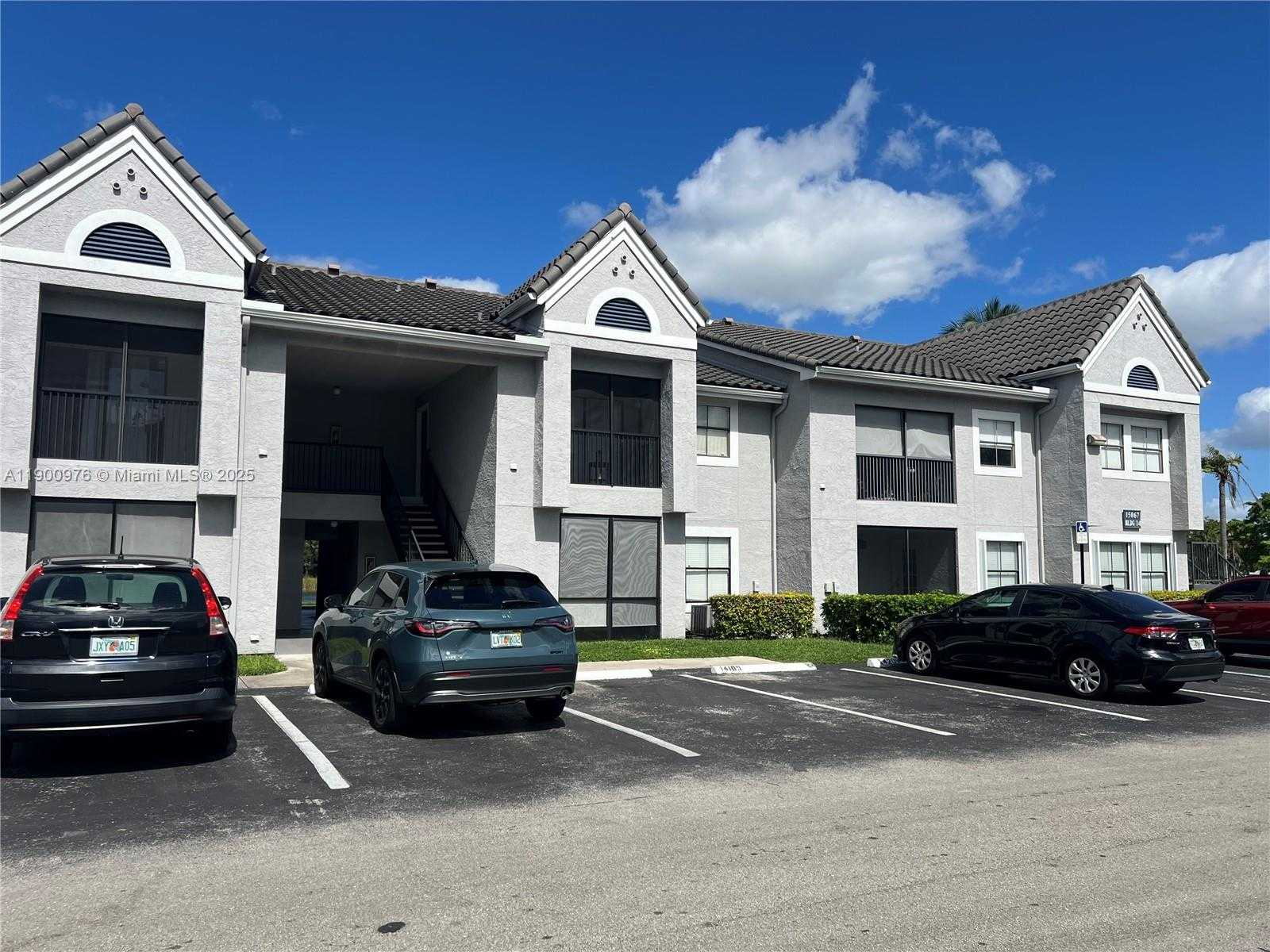 Small Image of 15067 SOUTH WEST 103 TE #14108, Miami Number 4