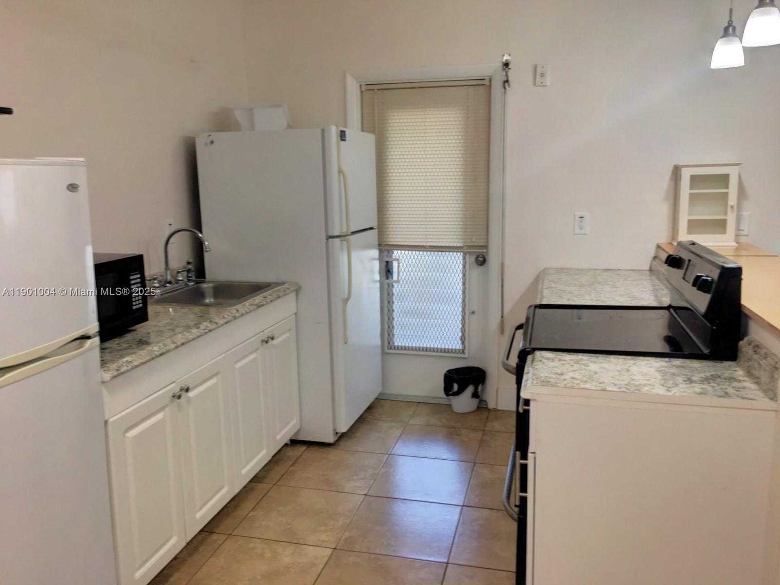 Small Image of 3515 VAN BUREN ST #104, Hollywood Number 6