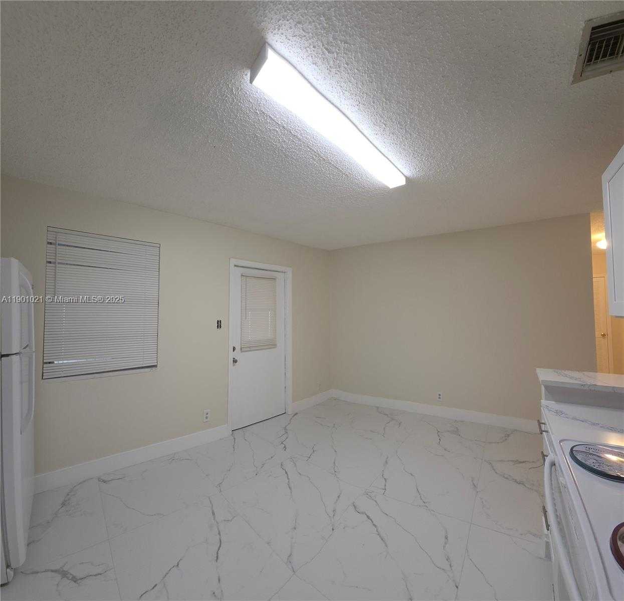 Small Image of 2526 TAYLOR ST #3, Hollywood Number 13