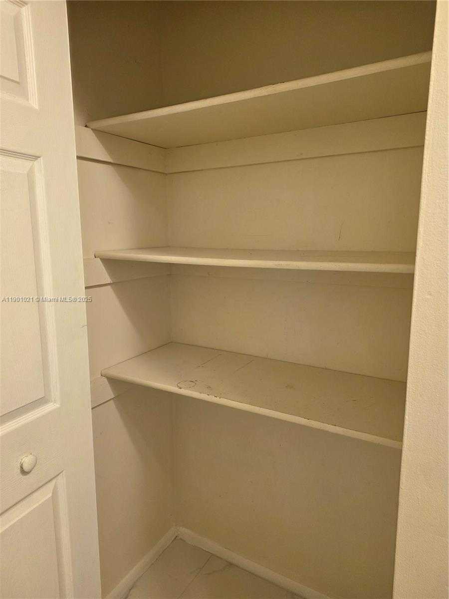 Small Image of 2526 TAYLOR ST #3, Hollywood Number 16