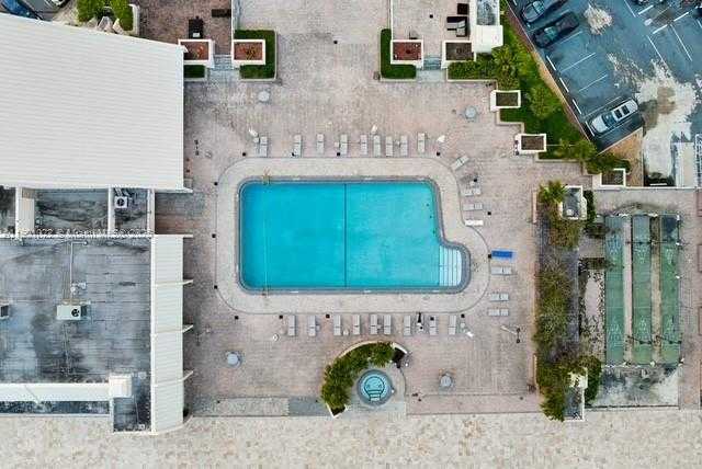 Small Image of 20301 WEST COUNTRY CLUB DR #1822, Aventura Number 26