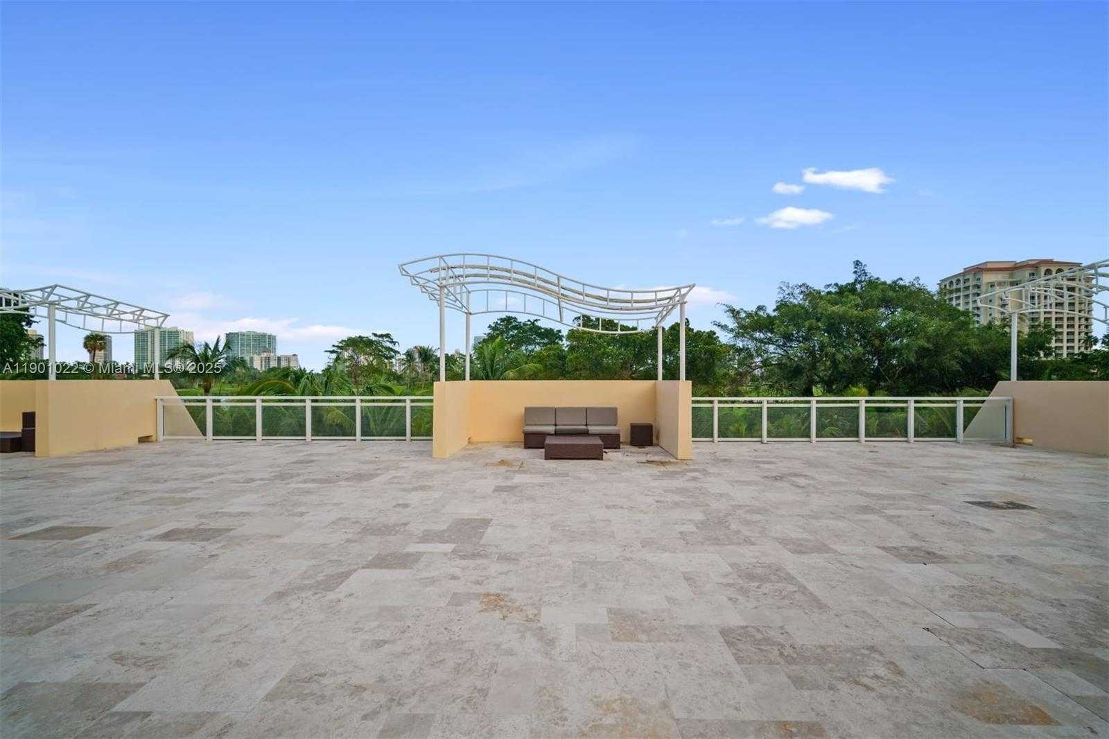 Small Image of 20301 WEST COUNTRY CLUB DR #1822, Aventura Number 28