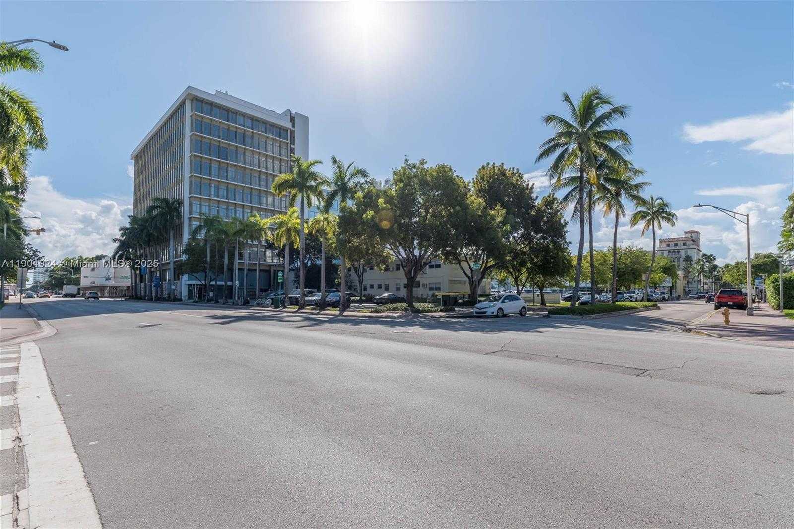 Small Image of 1685 JEFFERSON AVE #4, Miami Beach Number 15