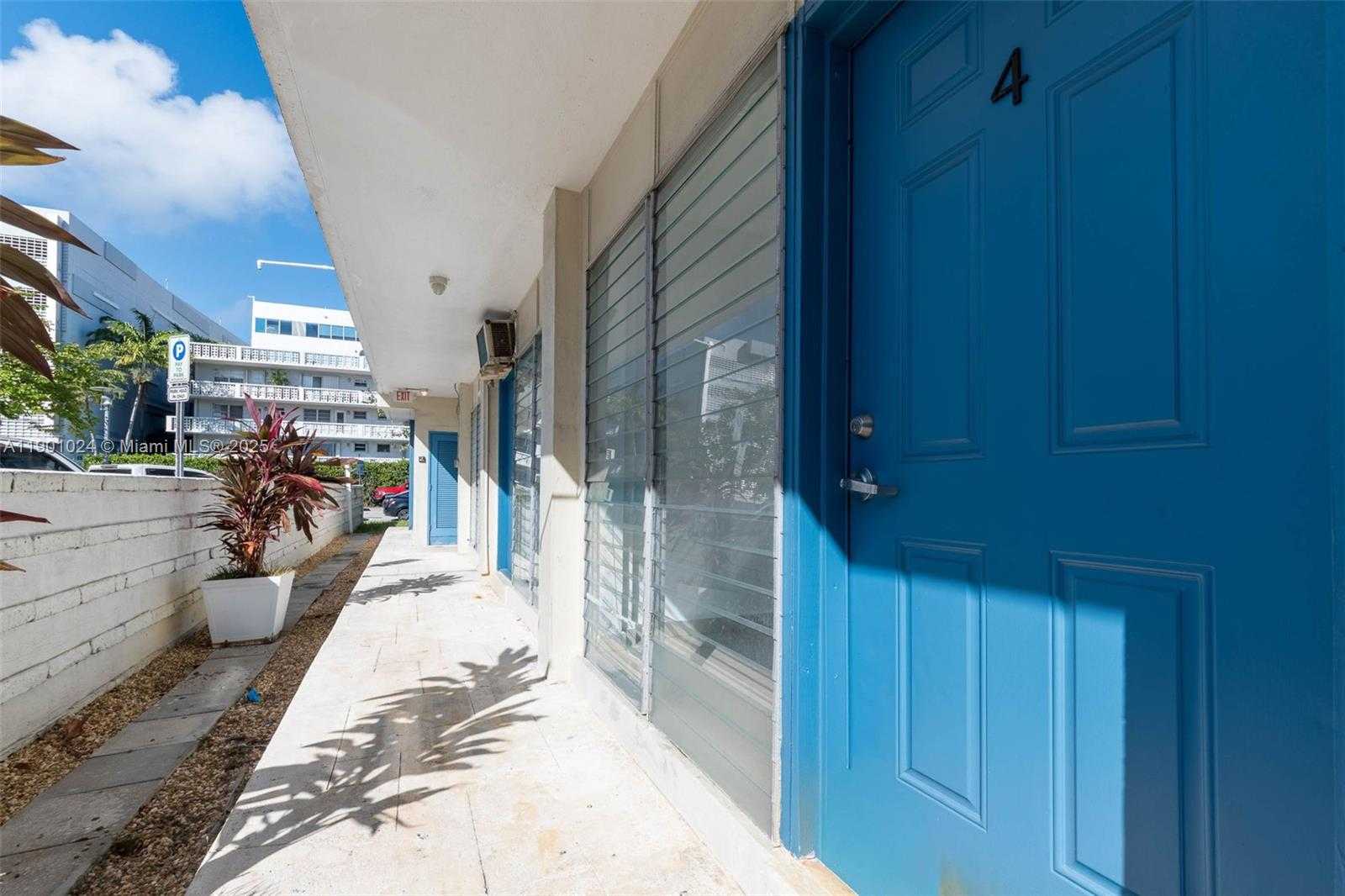 Small Image of 1685 JEFFERSON AVE #4, Miami Beach Number 17