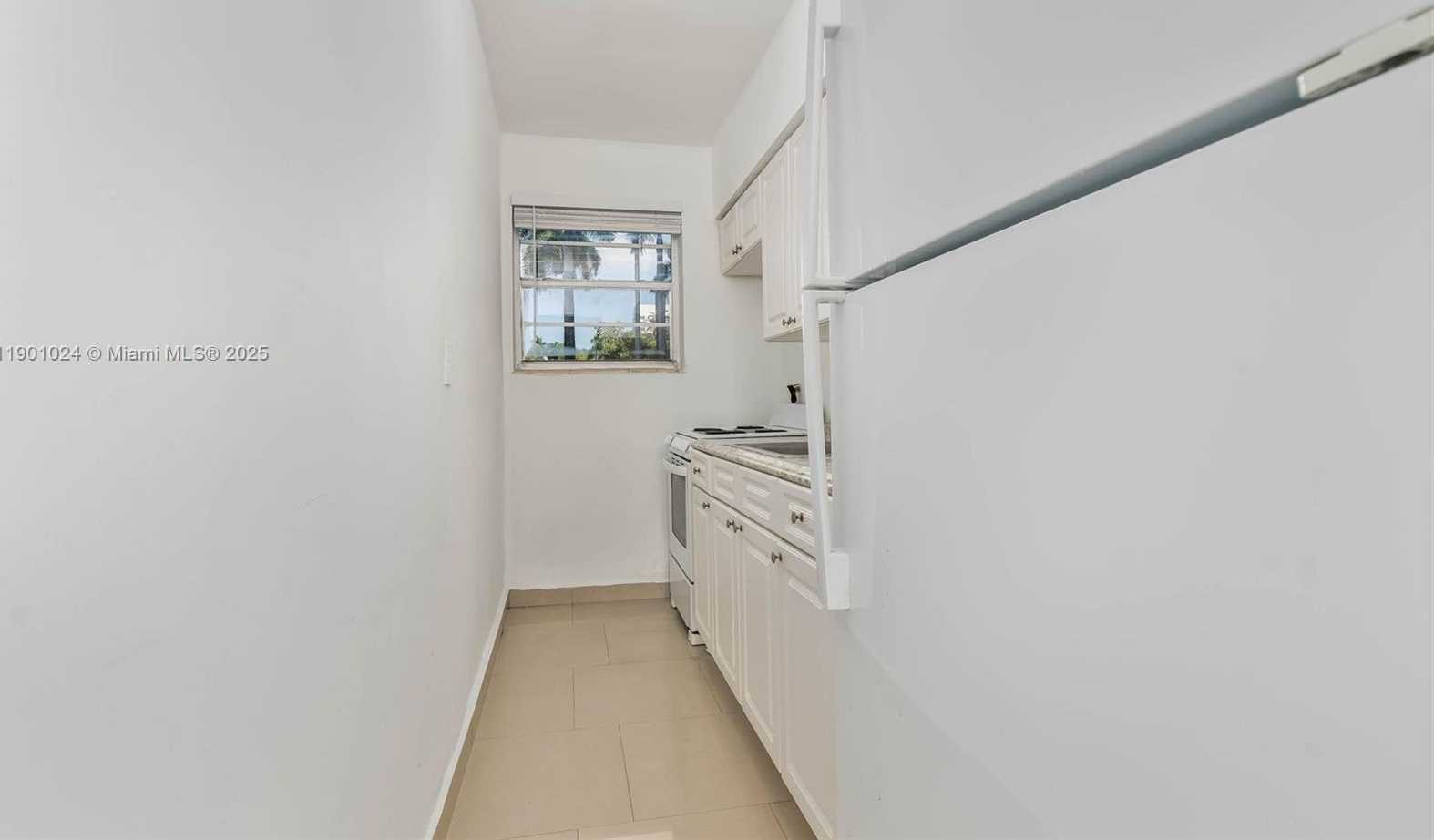 Small Image of 1685 JEFFERSON AVE #4, Miami Beach Number 7
