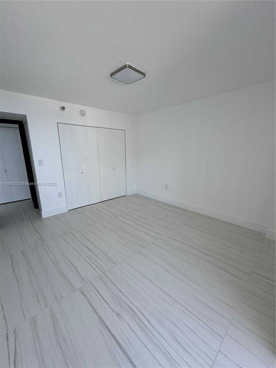 Small Image of 20505 EAST COUNTRY CLUB DR #1436, Aventura Number 24