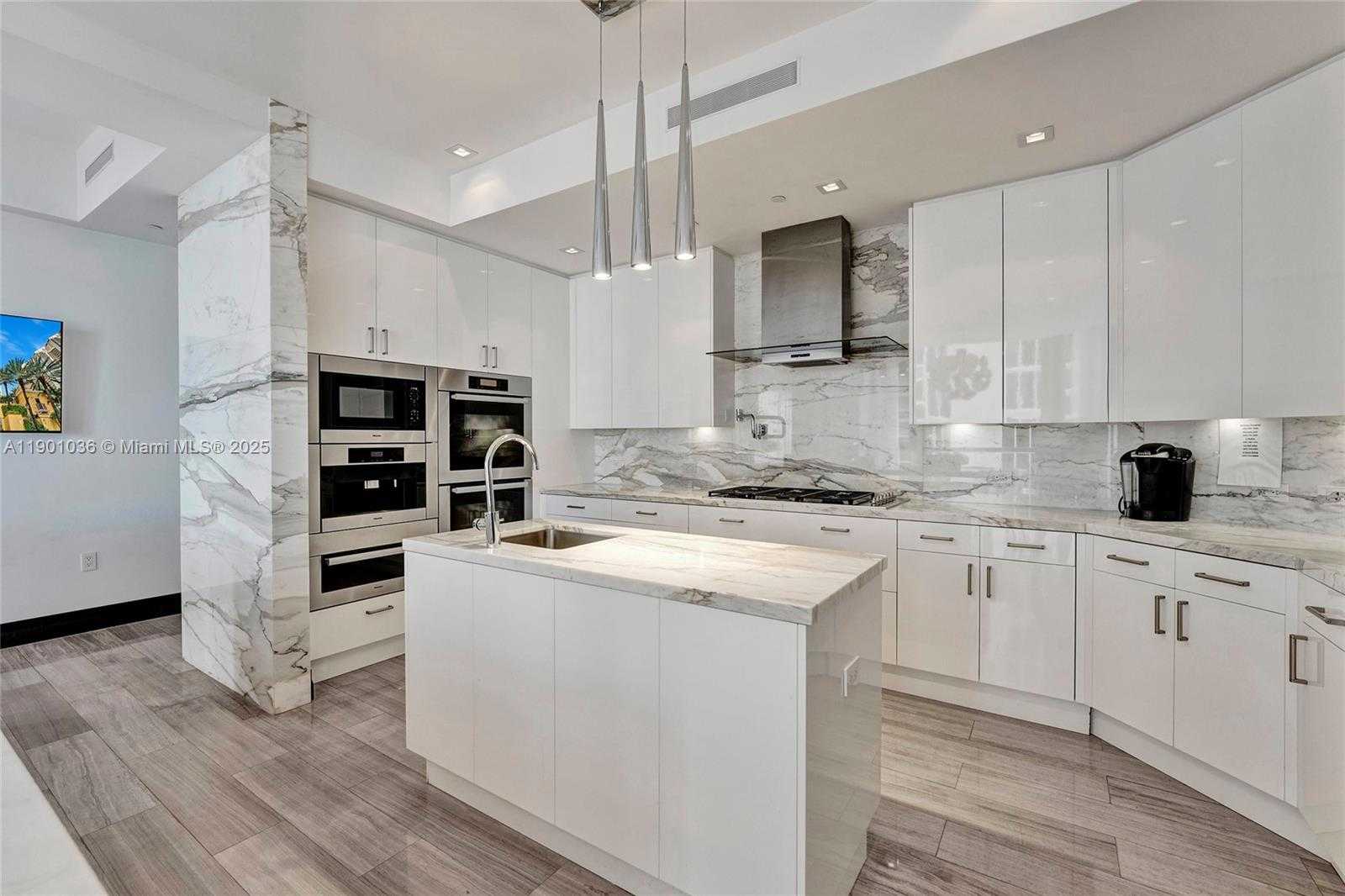 Small Image of 17749 COLLINS #1402, Sunny Isles Beach Number 21