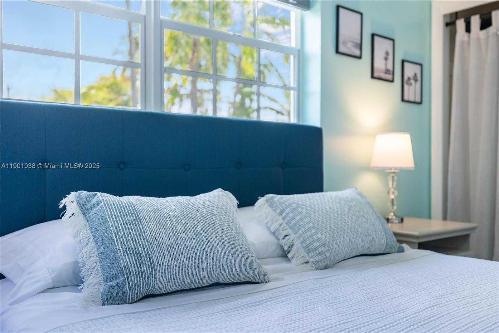 Small Image of 8926 ABBOTT AVE, Surfside Number 20