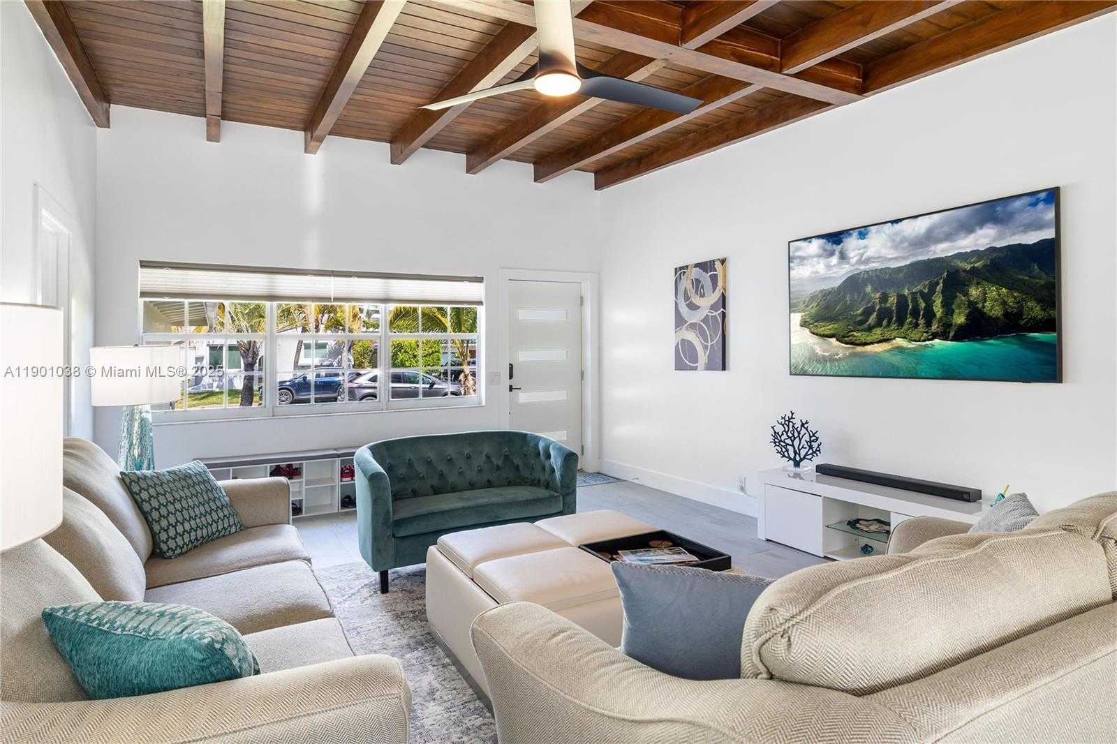 Small Image of 8926 ABBOTT AVE, Surfside Number 25