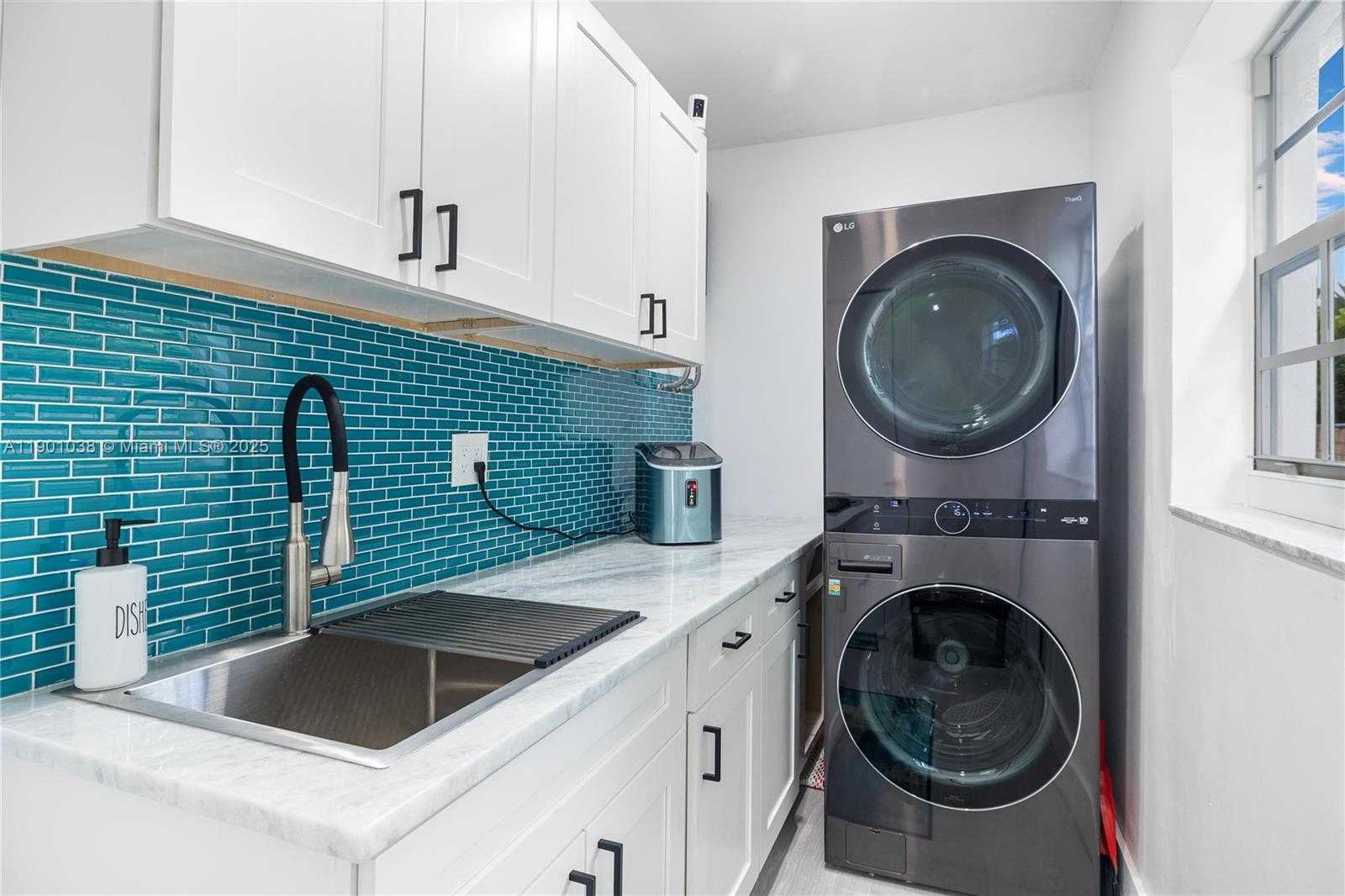 Small Image of 8926 ABBOTT AVE, Surfside Number 7