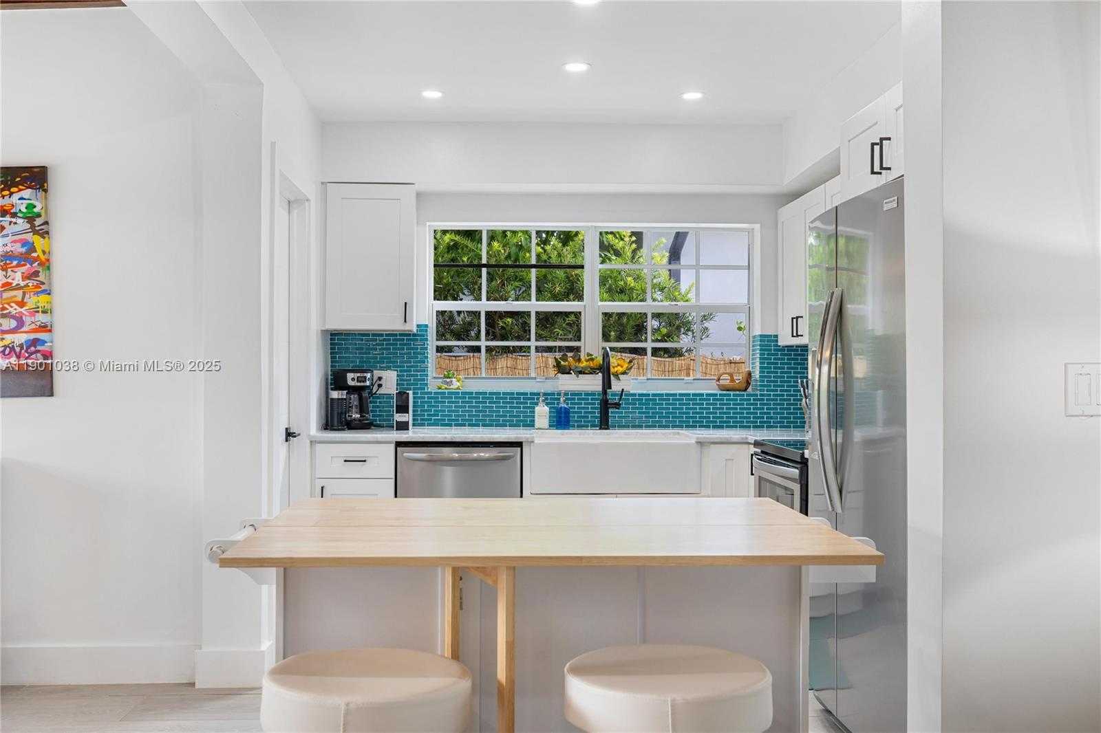 Small Image of 8926 ABBOTT AVE, Surfside Number 8