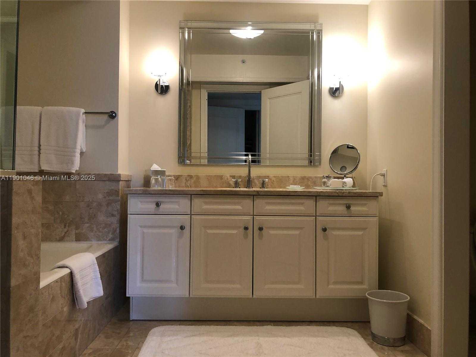 Small Image of 1435 BRICKELL AVE #3506, Miami Number 18