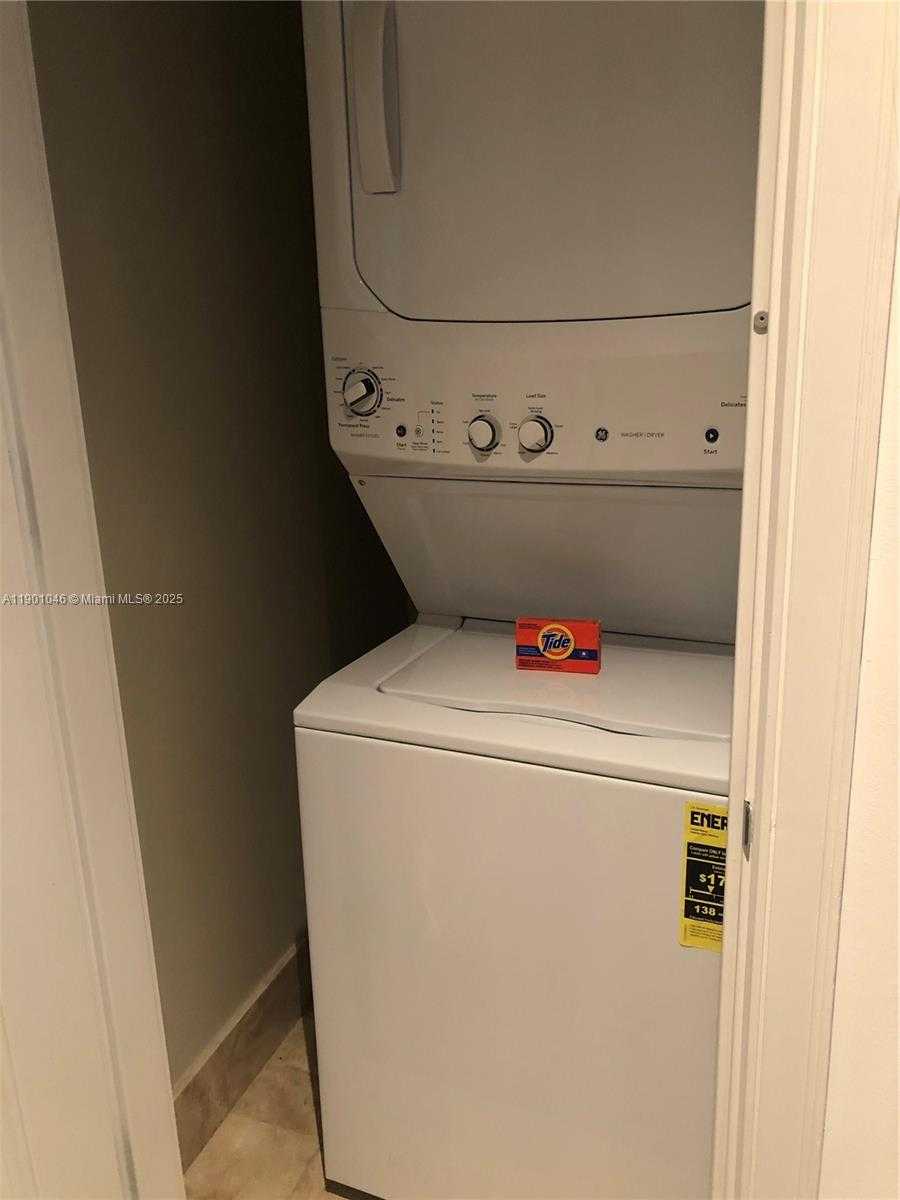 Small Image of 1435 BRICKELL AVE #3506, Miami Number 22