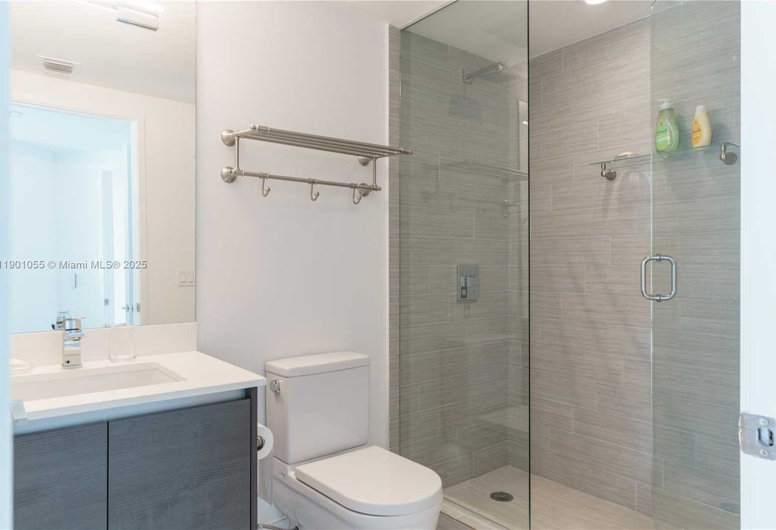 Imagen de Pequeño Objeto