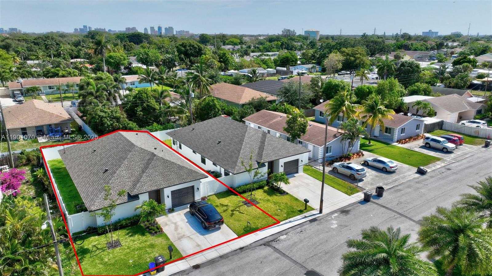 Small Image of 1041 WEST LAKEWOOD RD, West Palm Beach Number 35