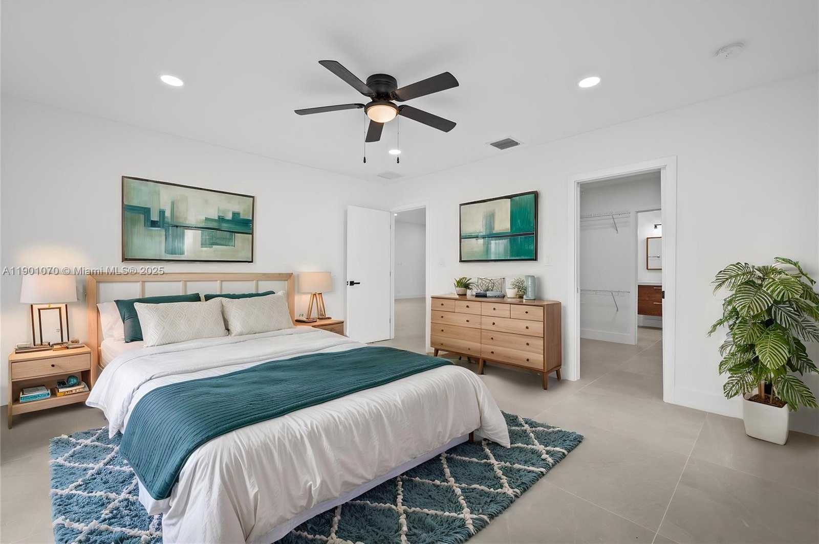 Small Image of 1041 WEST LAKEWOOD RD, West Palm Beach Number 6