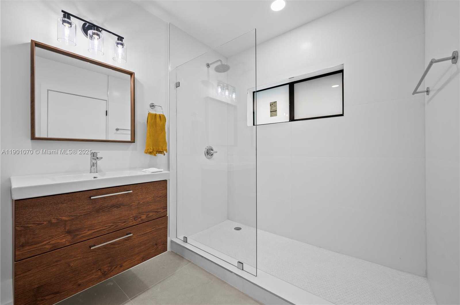 Small Image of 1041 WEST LAKEWOOD RD, West Palm Beach Number 9
