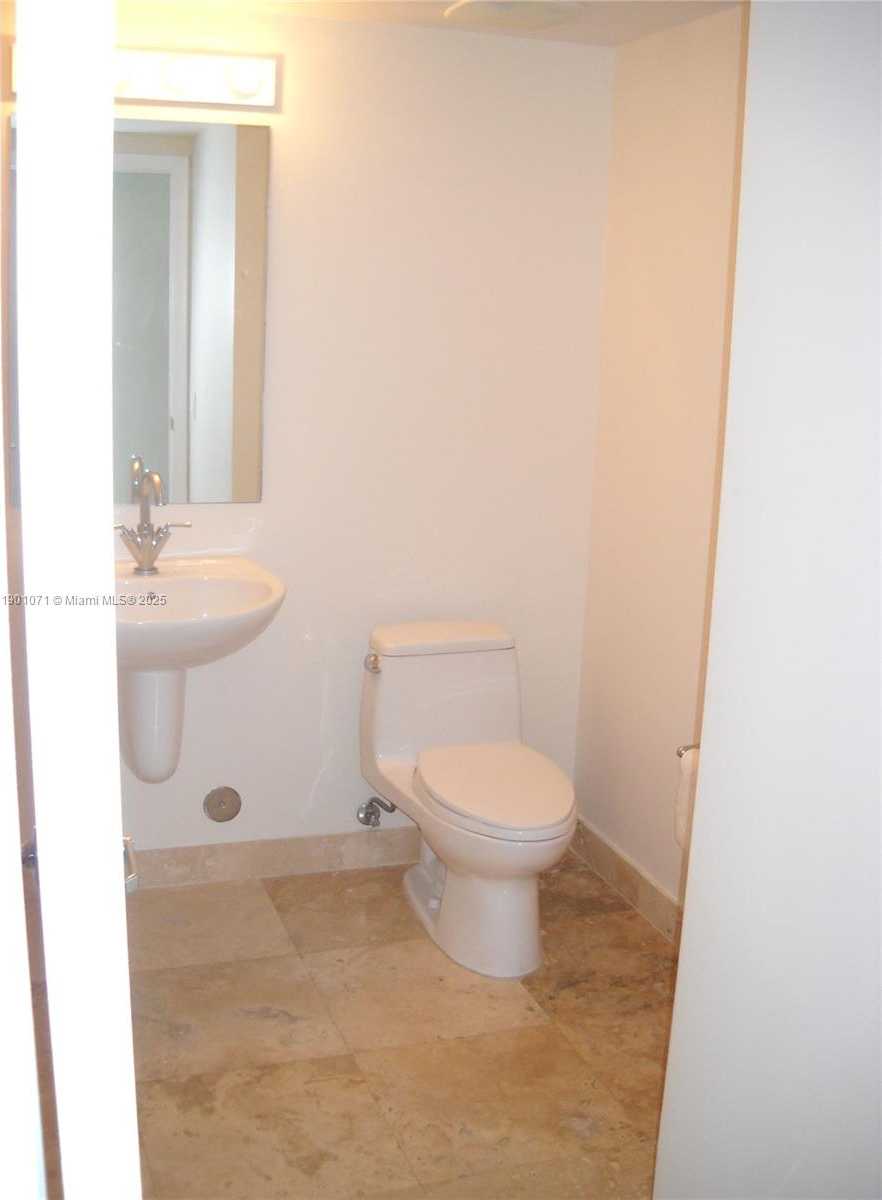 Small Image of 41 SOUTH EAST 5TH ST #911, Miami Number 26