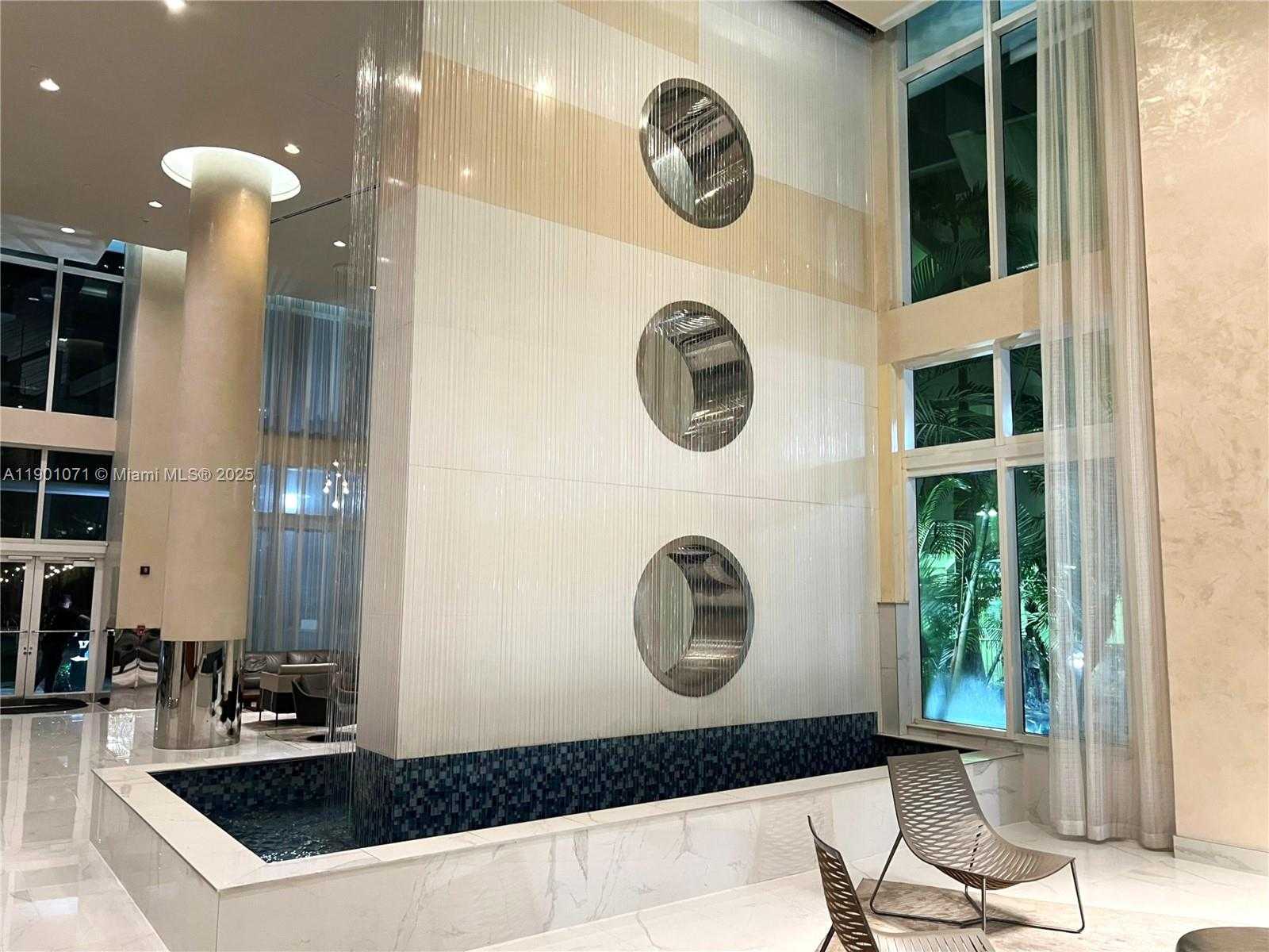 Small Image of 41 SOUTH EAST 5TH ST #911, Miami Number 48