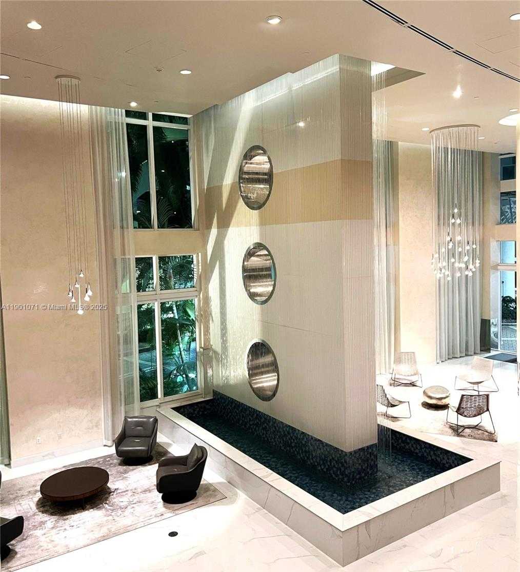 Small Image of 41 SOUTH EAST 5TH ST #911, Miami Number 49