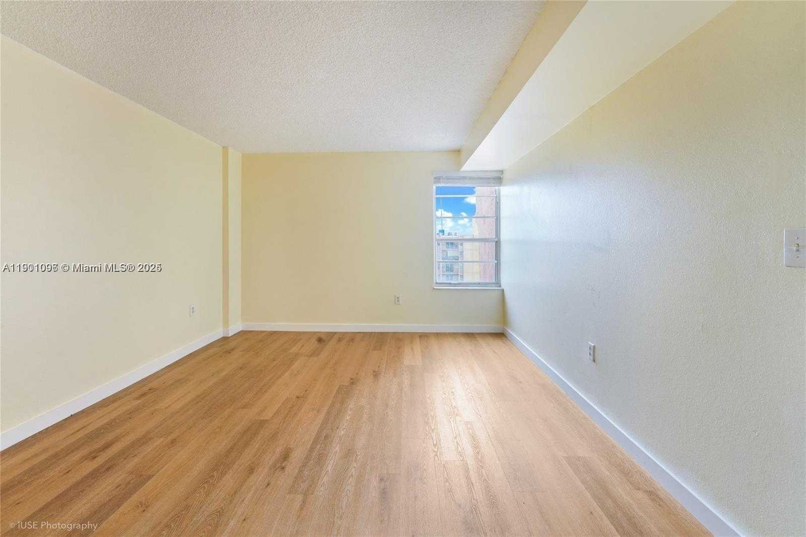 Small Image of 4801 NORTH WEST 7TH ST #803-16, Miami Number 14