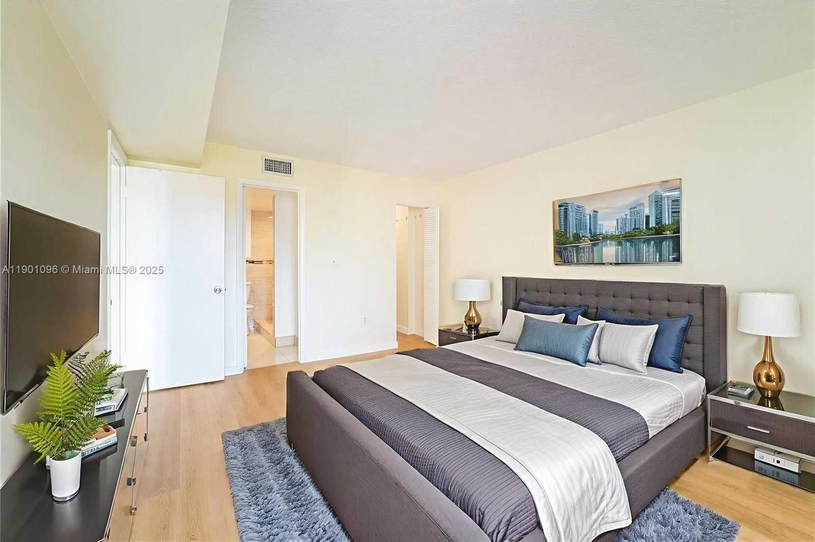 Small Image of 4801 NORTH WEST 7TH ST #803-16, Miami Number 4