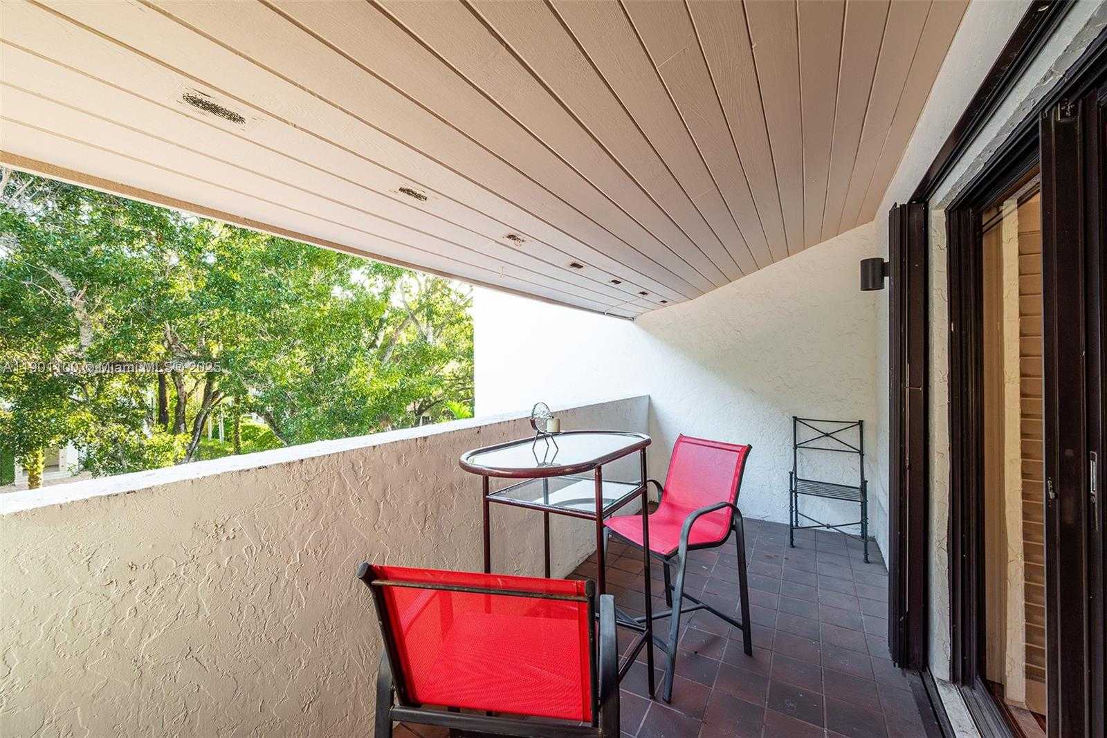 Small Image of 2600 CARDENA ST #PH2, Coral Gables Number 29