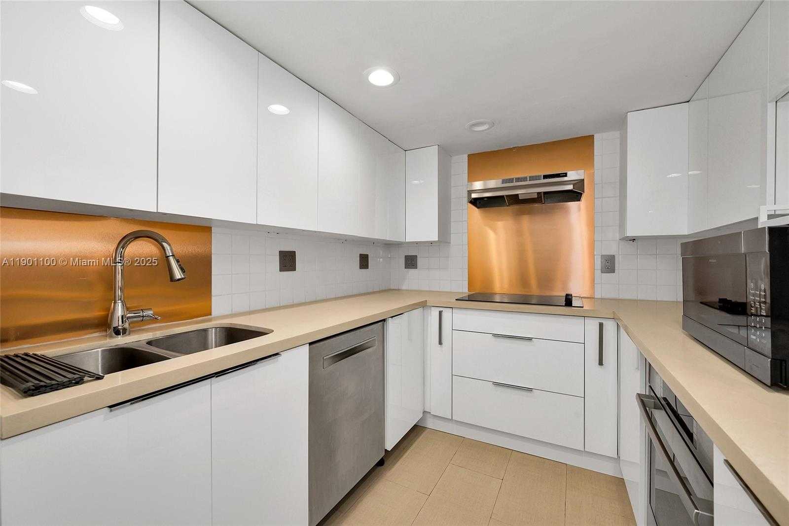 Small Image of 2600 CARDENA ST #PH2, Coral Gables Number 8