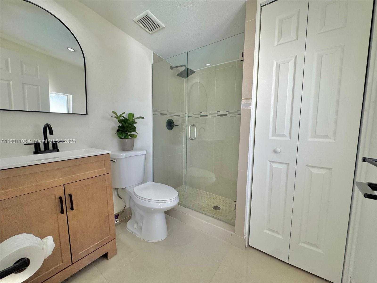 Small Image of 5101 SOUTH WEST 112TH PL, Miami Number 19