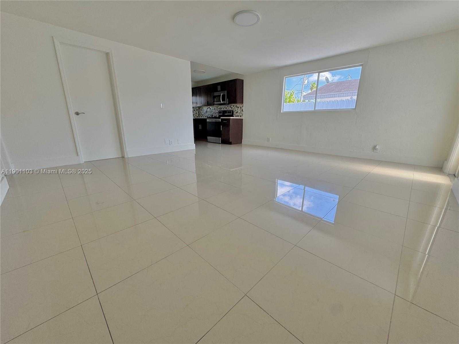 Small Image of 5101 SOUTH WEST 112TH PL, Miami Number 32