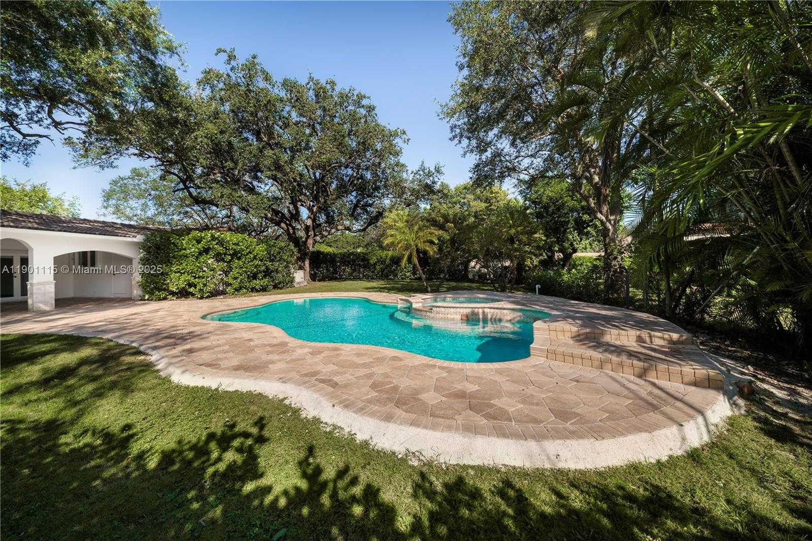 Small Image of 8390 SOUTH WEST 132ND ST, Pinecrest Number 7