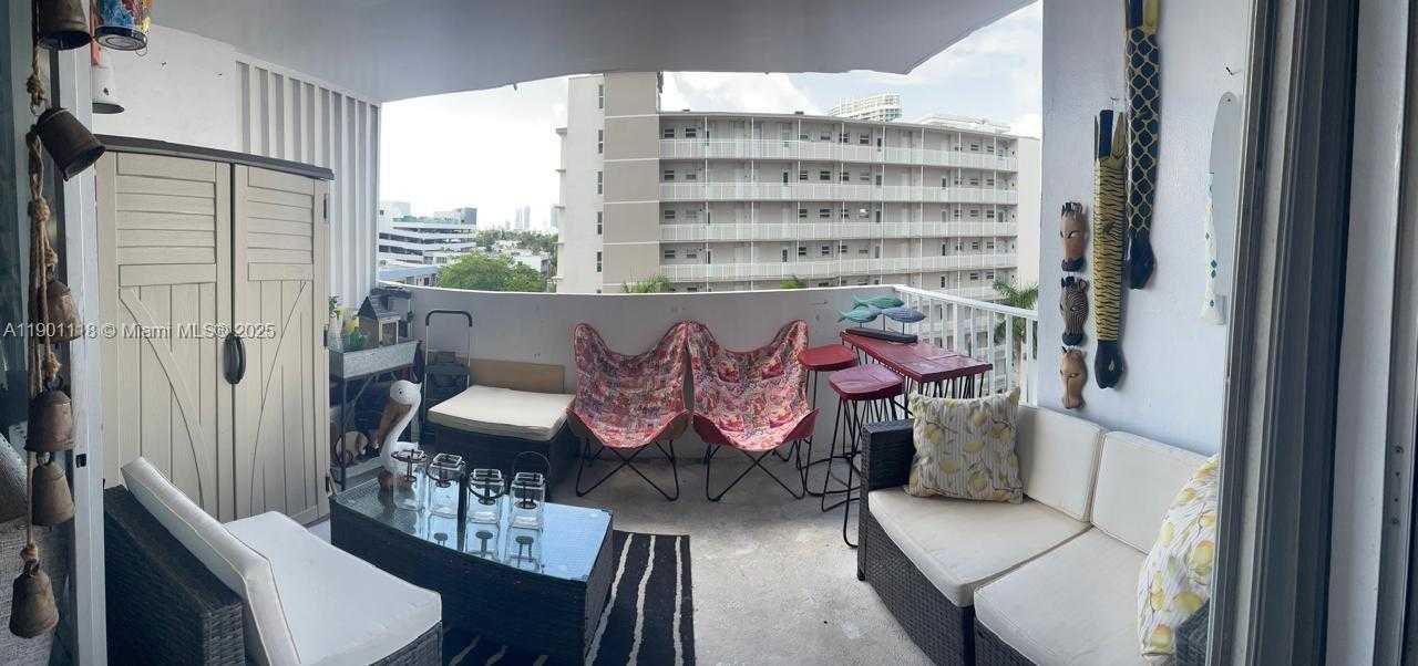 Small Image of 1331 LINCOLN RD #804, Miami Beach Number 9
