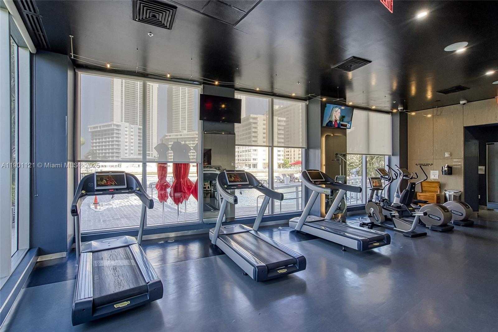 Small Image of 2602 EAST HALLANDALE BEACH BLVD #R2304, Hallandale Beach Number 33