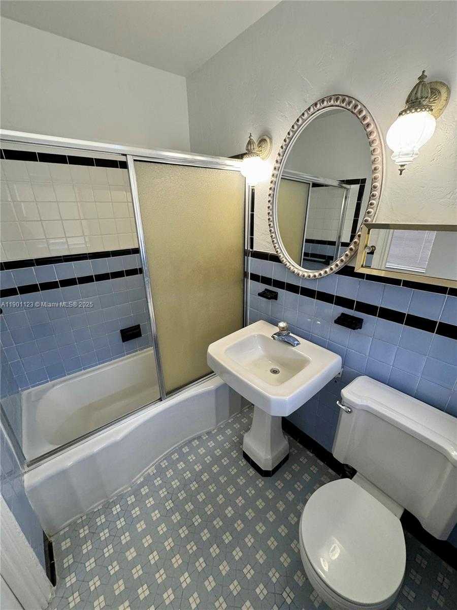 Small Image of 5700 SOUTH WEST 42ND ST #5700, Miami Number 12