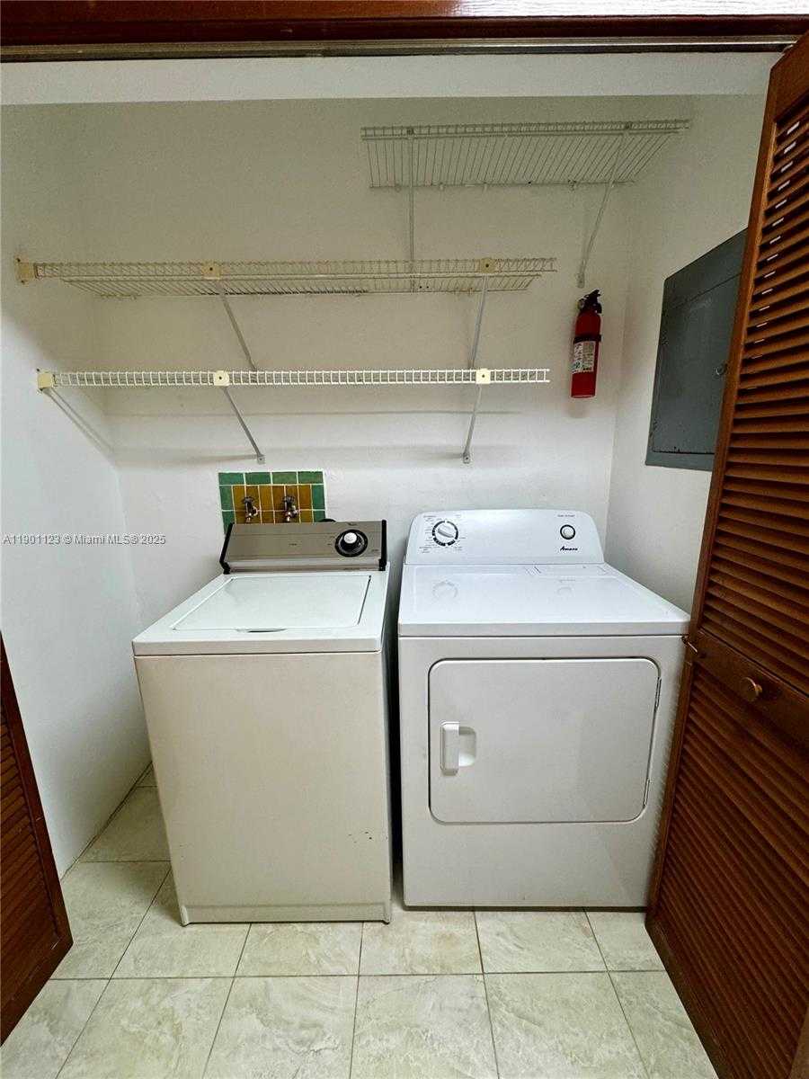 Small Image of 5700 SOUTH WEST 42ND ST #5700, Miami Number 14