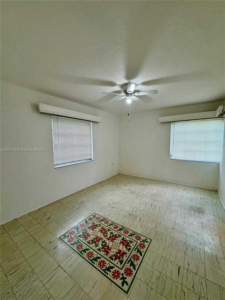 Small Image of 5700 SOUTH WEST 42ND ST #5700, Miami Number 6