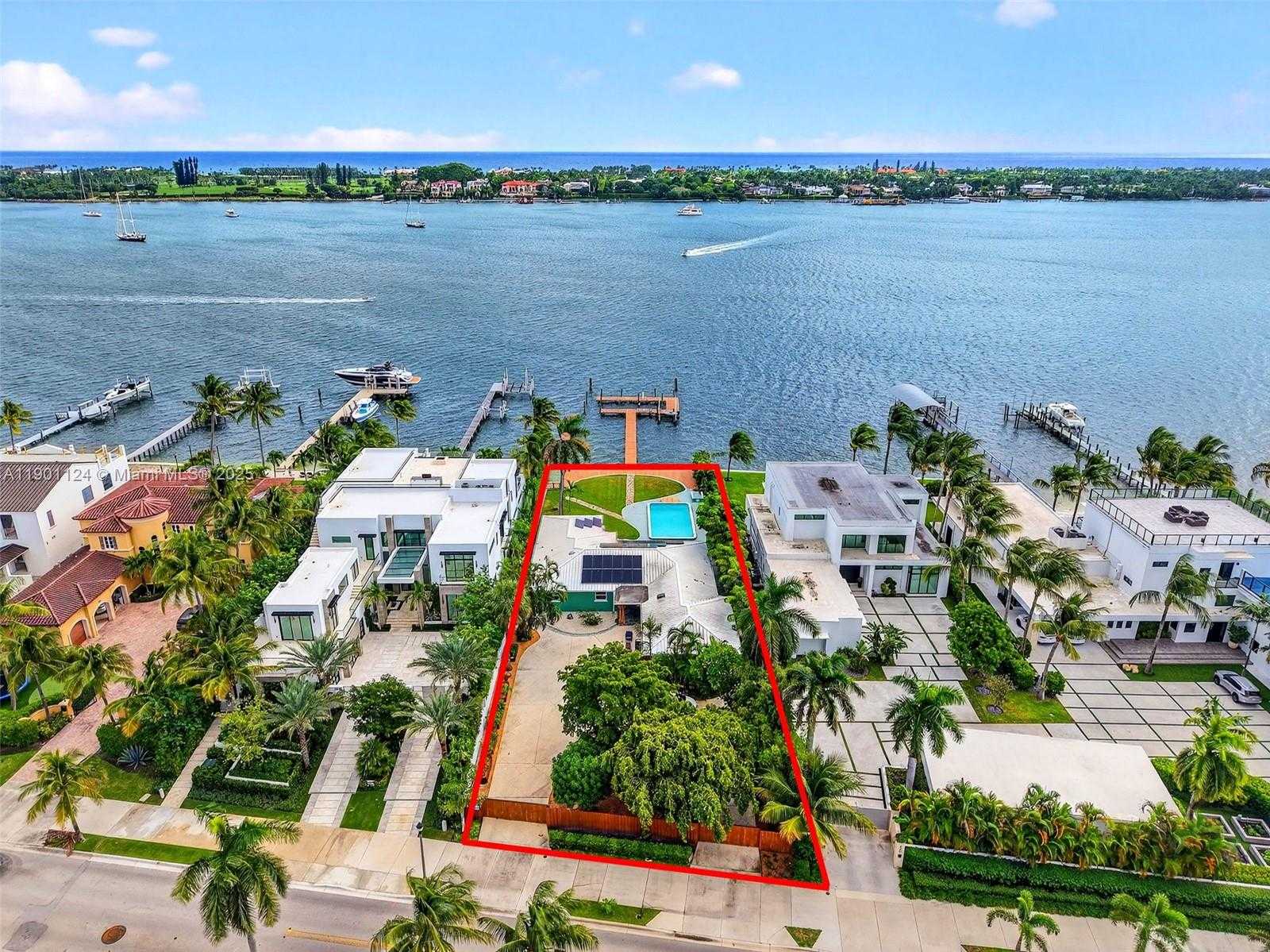 Small Image of West Palm Beach Number 1