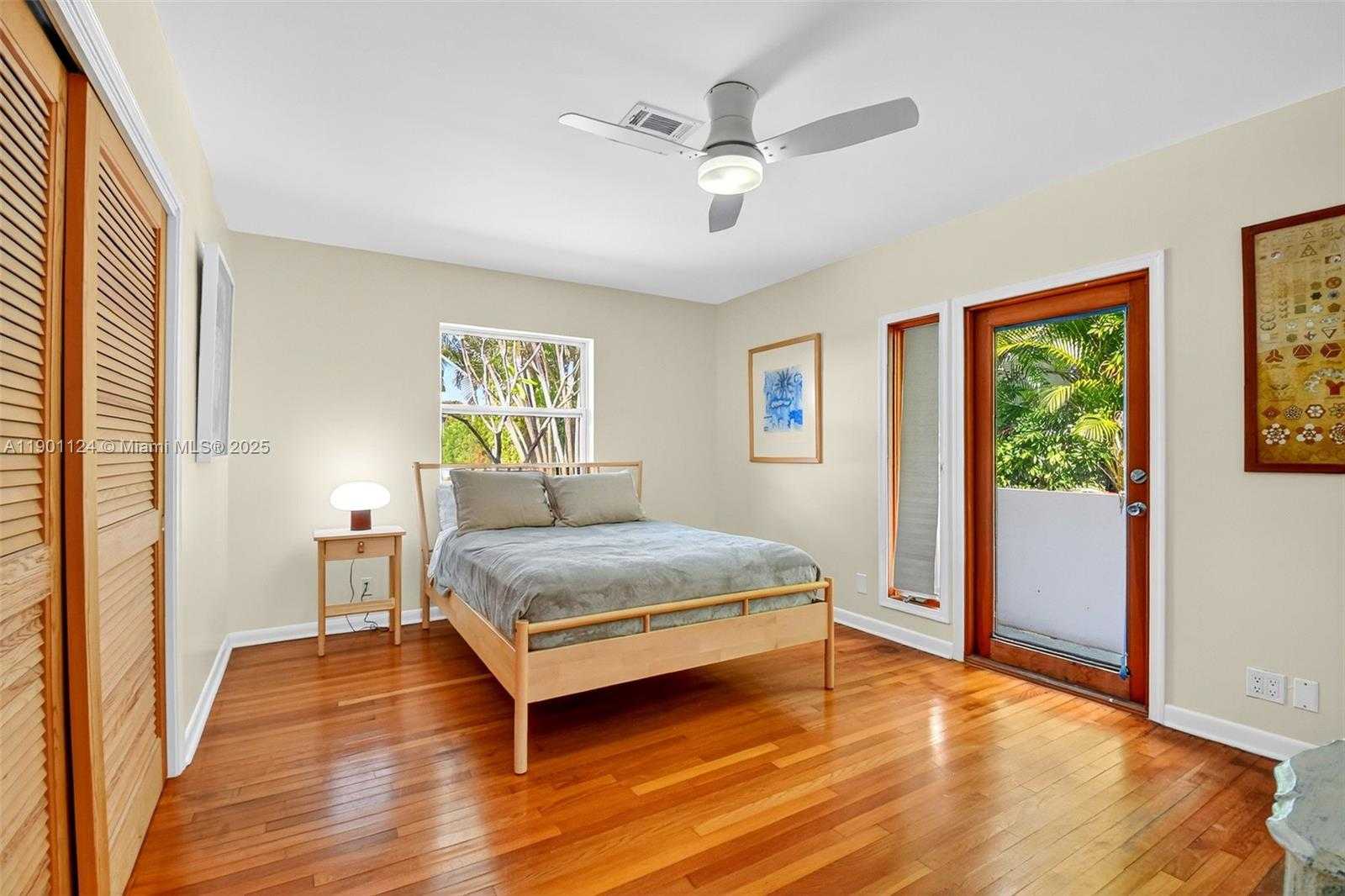 Small Image of West Palm Beach Number 20