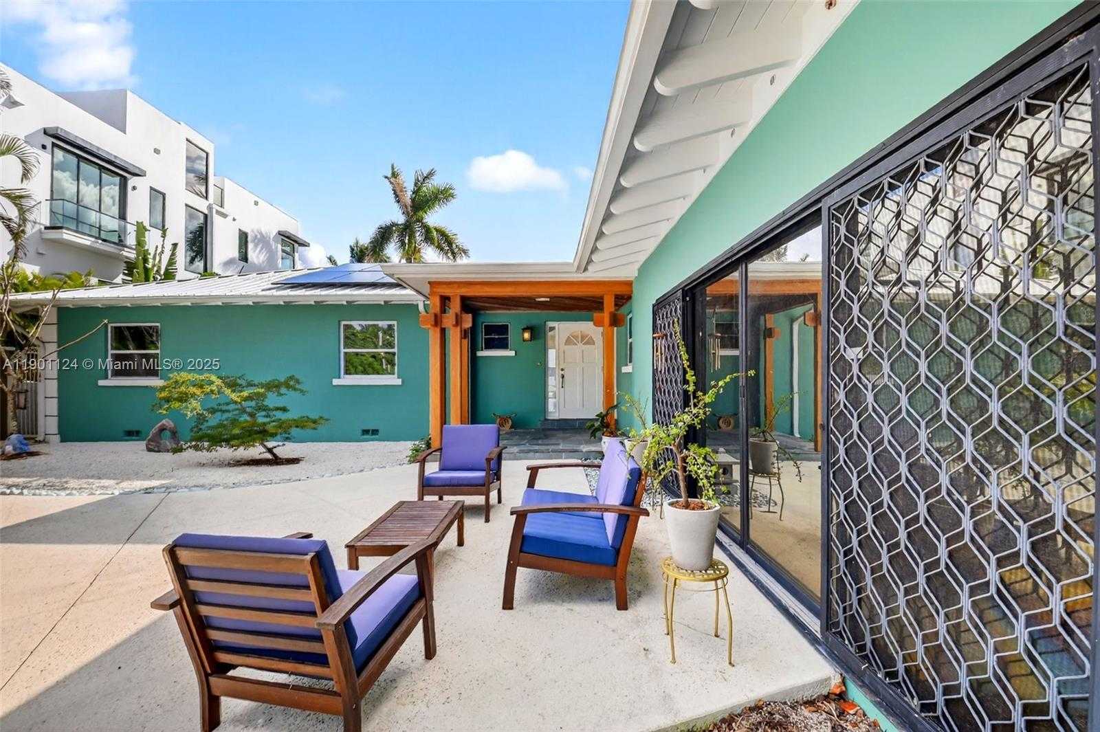 Small Image of West Palm Beach Number 4