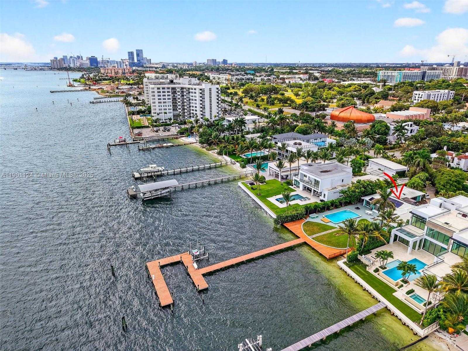 Small Image of West Palm Beach Number 43