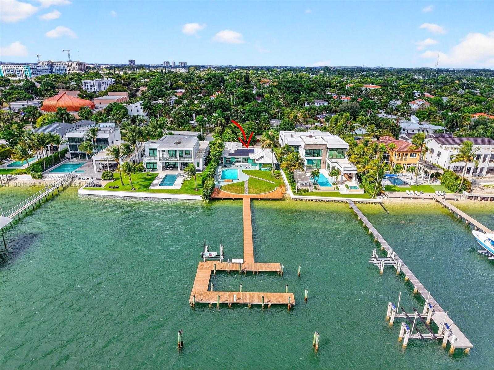 Small Image of West Palm Beach Number 46