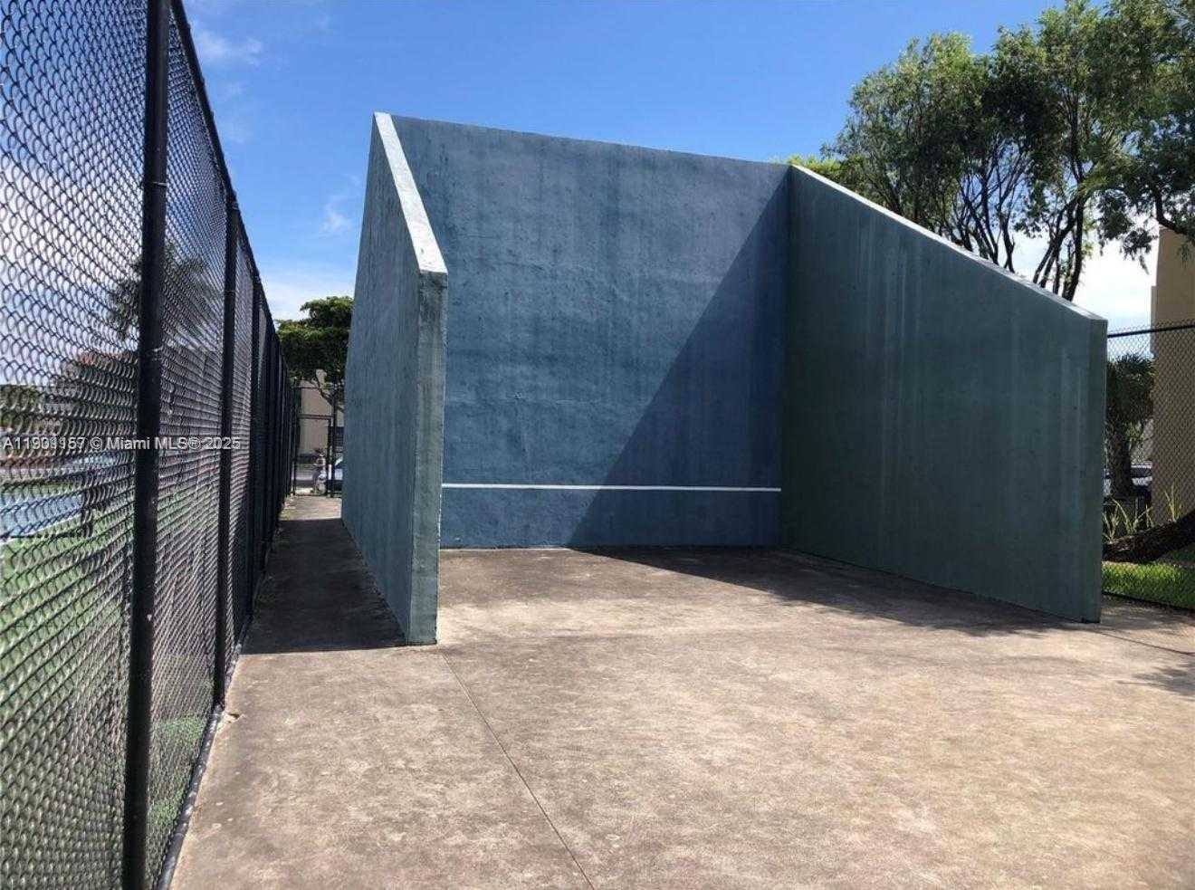 Small Image of 10249 NORTH WEST 9TH ST CIR #104-8, Miami Number 14