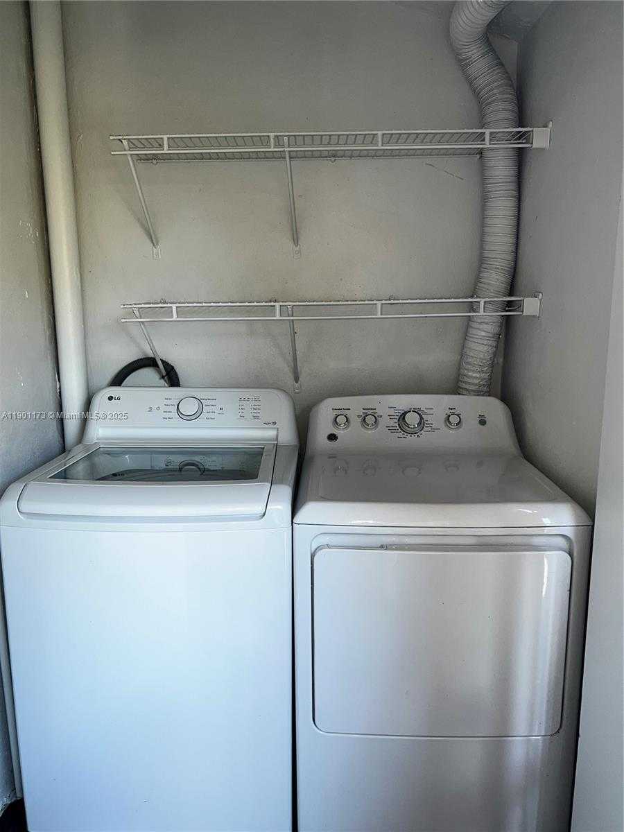 Small Image of 14301 NORTH KENDALL DR #411B, Miami Number 15