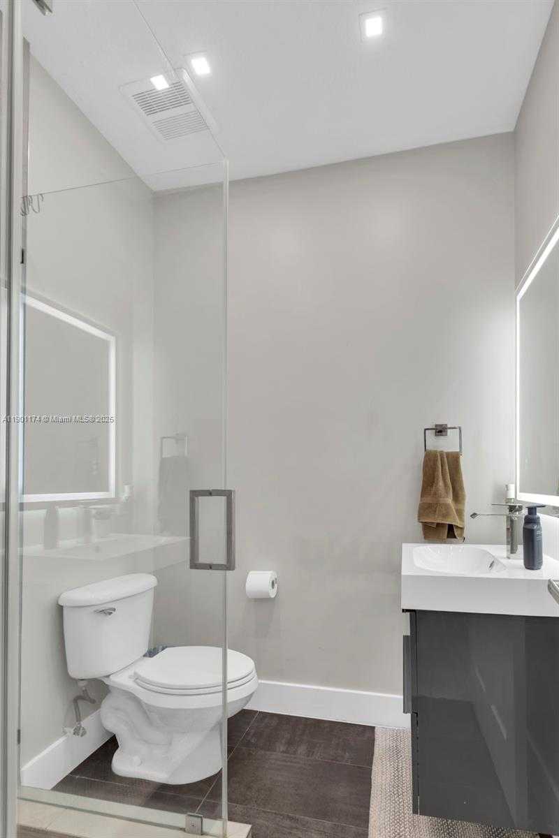 Small Image of 1012 TUPELO WAY, Weston Number 20