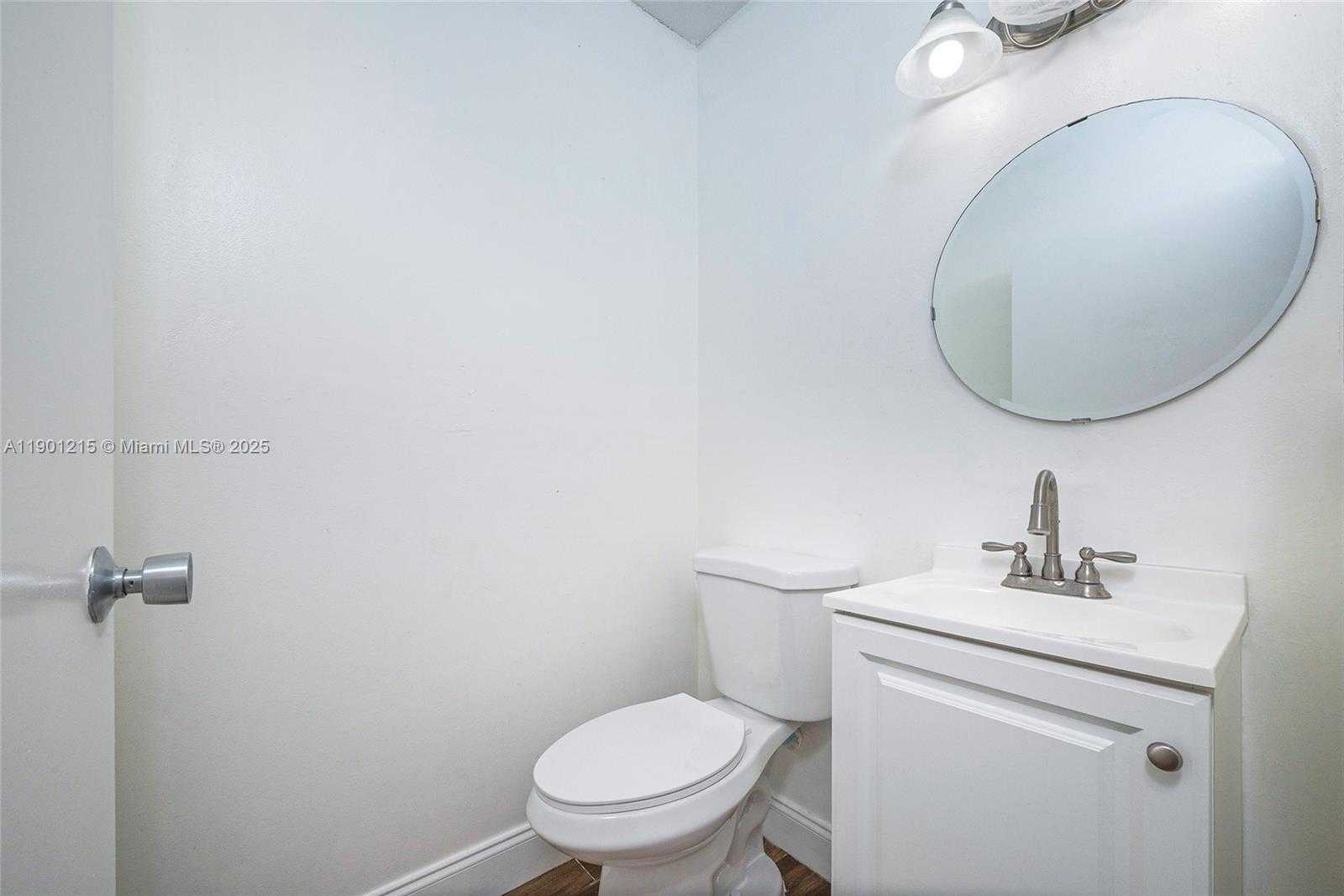 Small Image of 13923 SOUTH WEST 177TH ST #13923, Miami Number 11