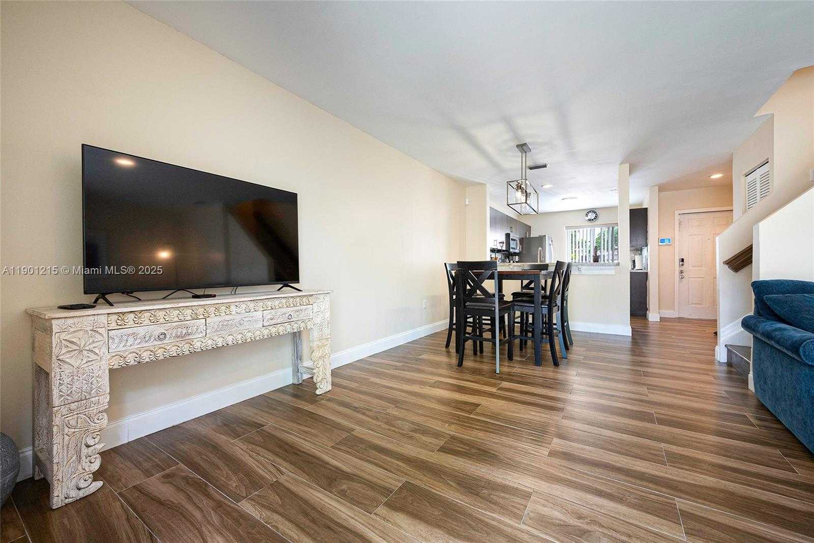 Small Image of 13923 SOUTH WEST 177TH ST #13923, Miami Number 15